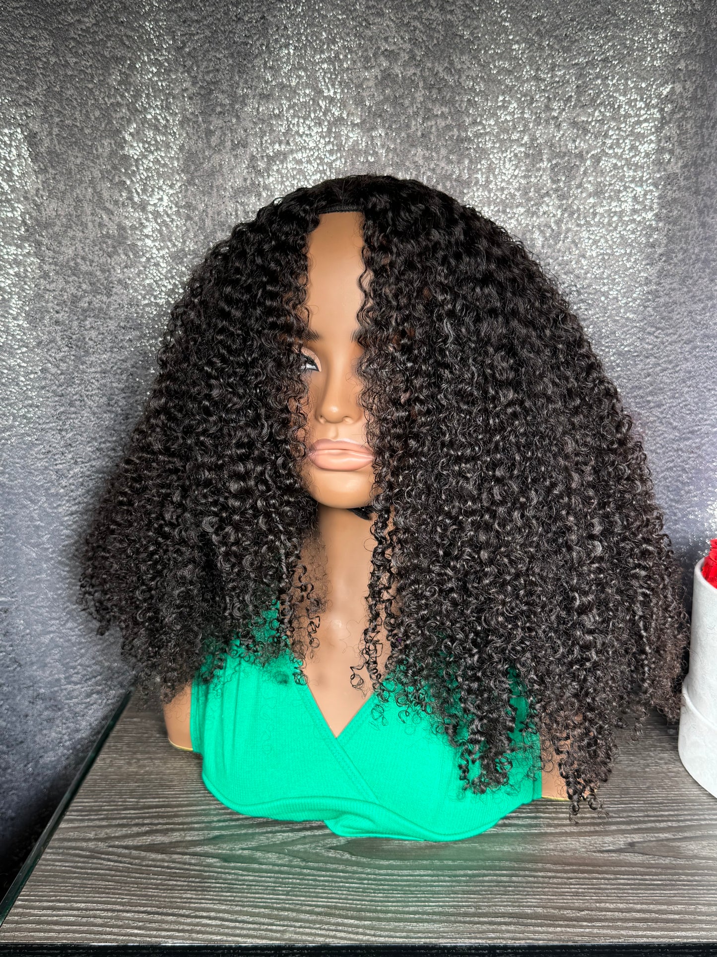 3C-4A Kinky Wig